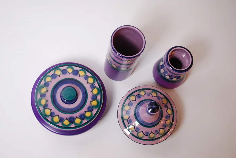 Flora Gouda hand decorated Lila design 60's — Flux Vintage